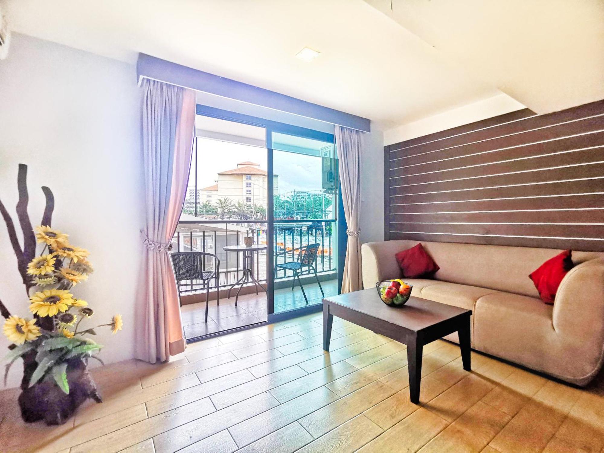 جومتين بيتش Scandia Beach Hotel الغرفة الصورة