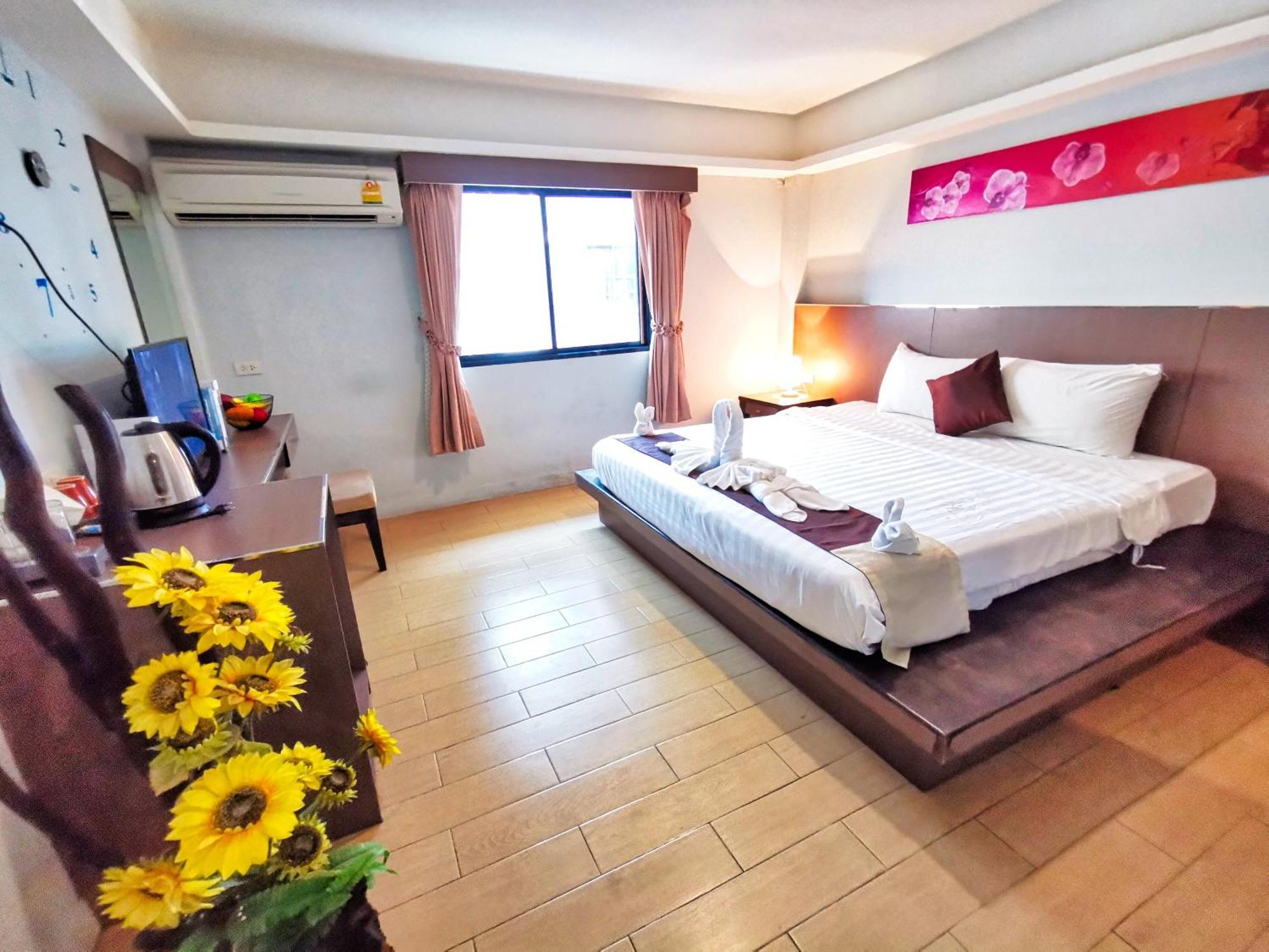 جومتين بيتش Scandia Beach Hotel الغرفة الصورة